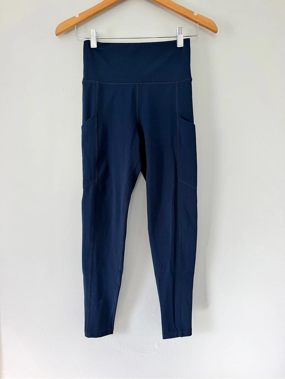 American Eagle The Everything Pocket Leggings Pocket Leggings Blue Size Small